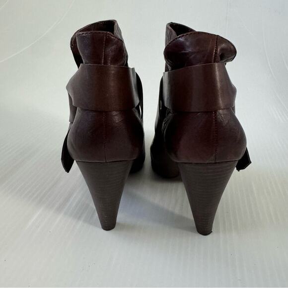 Jessica Simpson Meri boots heeled brown booties size 7.5 leather upper - Picture 5 of 9